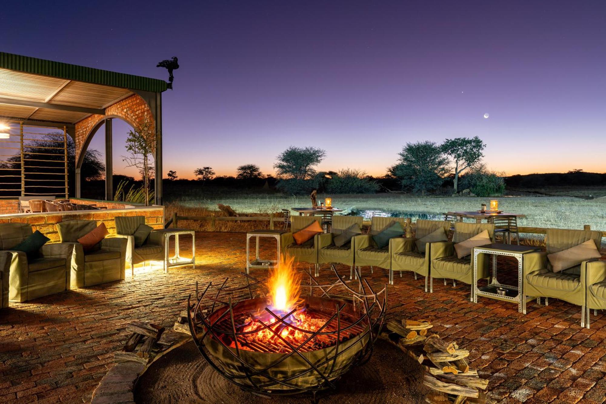 Willa Okonjima Plains Camp Otjiwarongo Zewnętrze zdjęcie